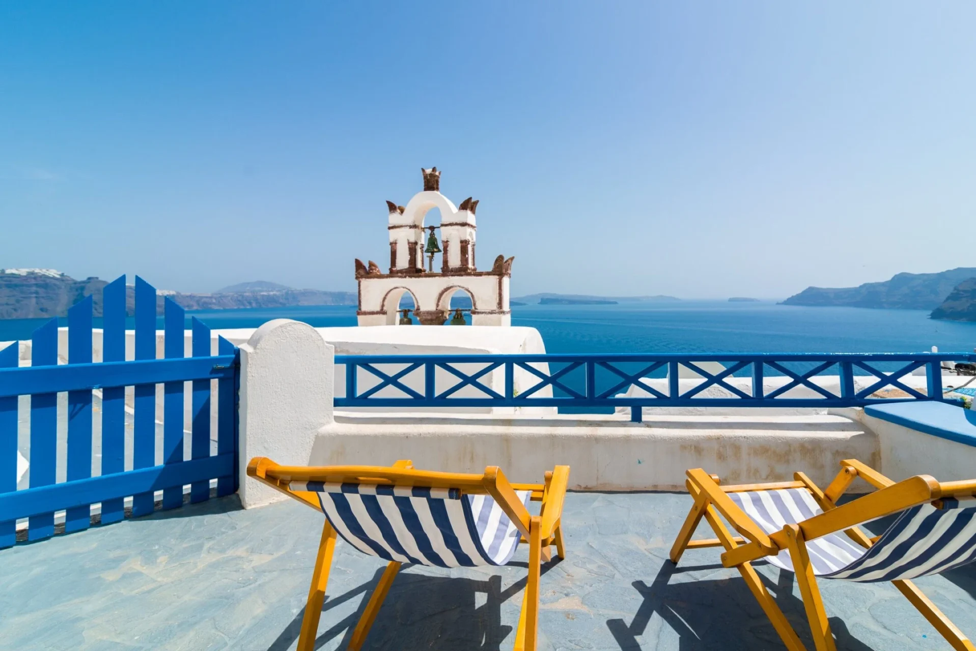 This year, Santorini offers a one-in-a-lifetime safe and glorious experience!